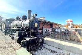 A train in Jackson, Tennessee