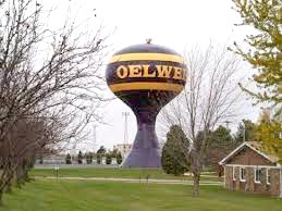Water tower in Oelwein, Iowa