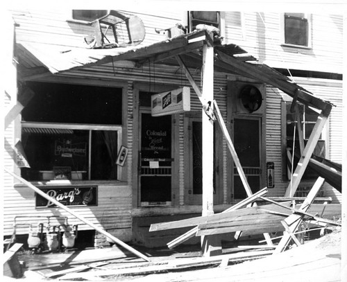 Unidentified photo e064a