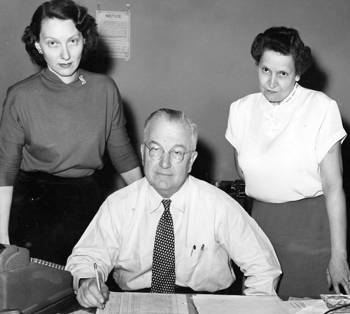 Unidentified photo e079